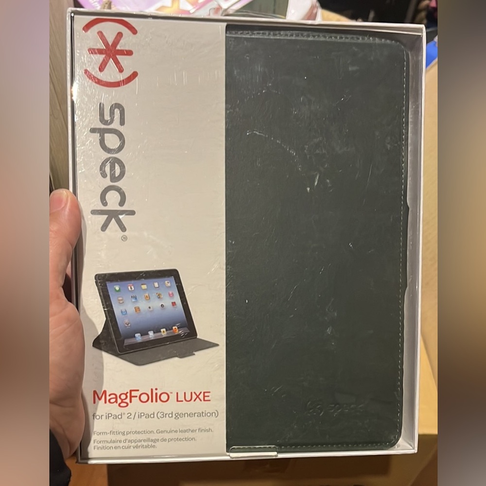 Ipad 2/ (3rd generation) magfolio case